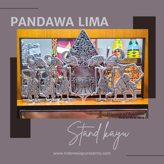 Pandawa 5 Logam Background Kayu