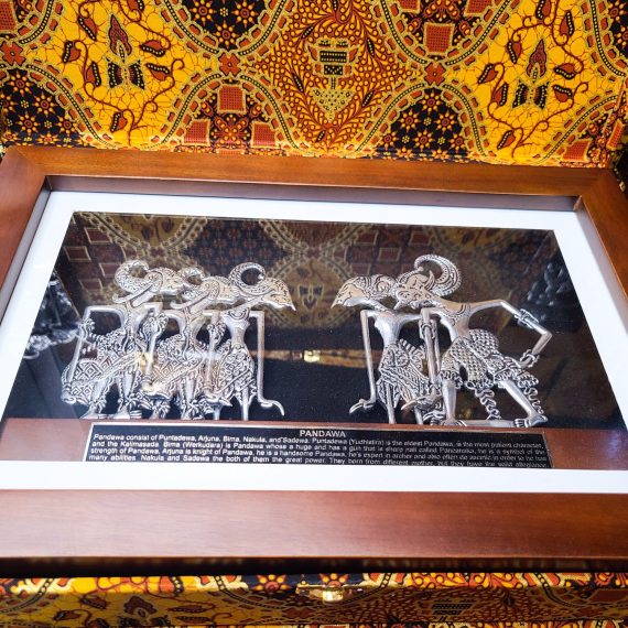 Wayang Pandawa 5Frame Kaca Eksklusif