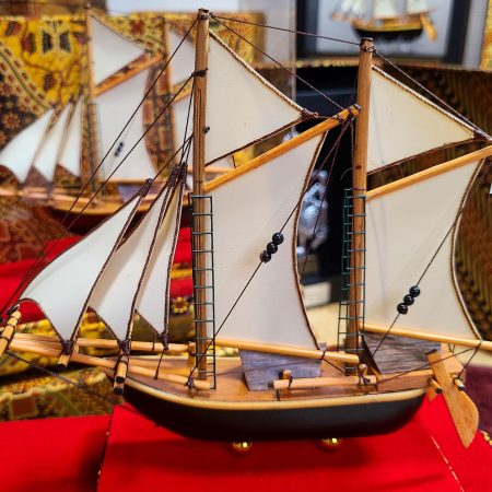 Kapal Layar Box Akrilik