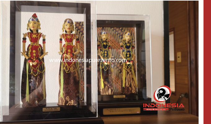 Wayang Rama & Sinta Exlusive Akrilik