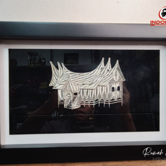 Rumah Gadang Freme Box Exlusive