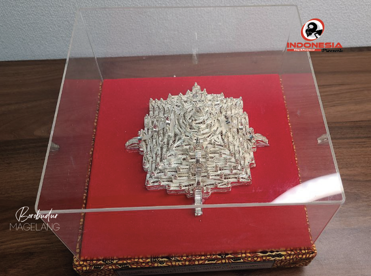 Miniatur Borobudur