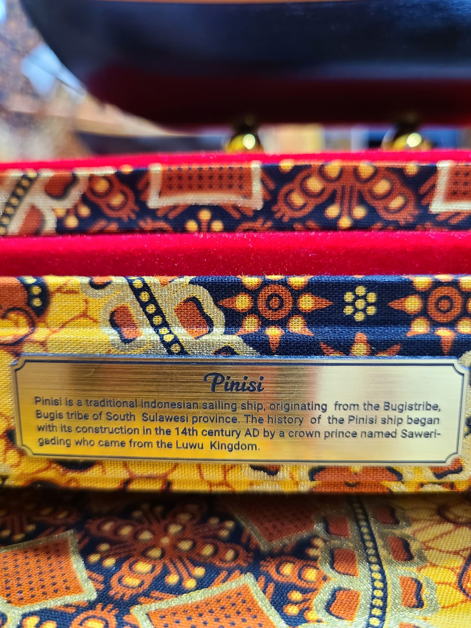 Kapal Layar Box Akrilik - Image 9