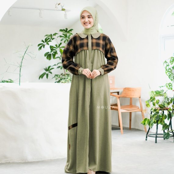 Avilla Dress Mom