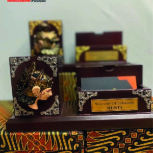 Pen Holder Wayang Kepala (WB04)