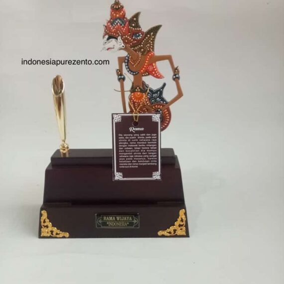 Wayang Pen Holder Kayu Karakter