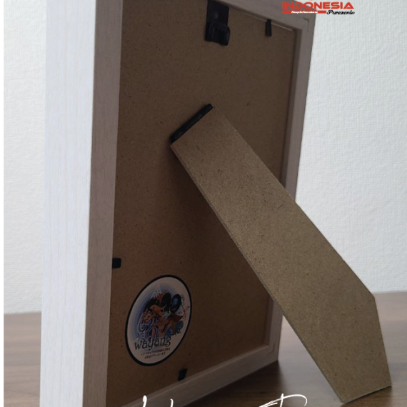 New Figura 4R Freme Box Exlusive