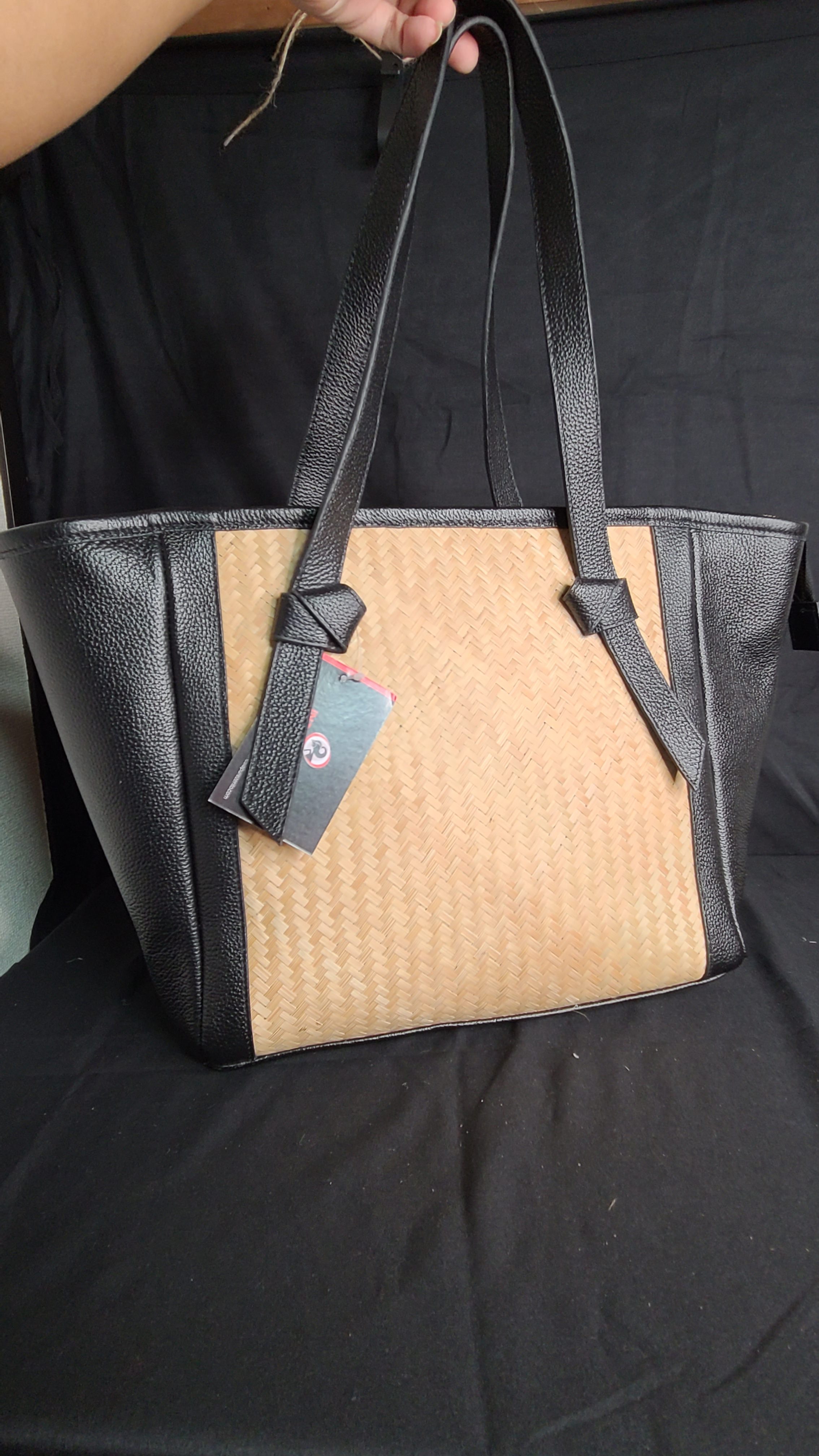 Elegan Nusantara Bag