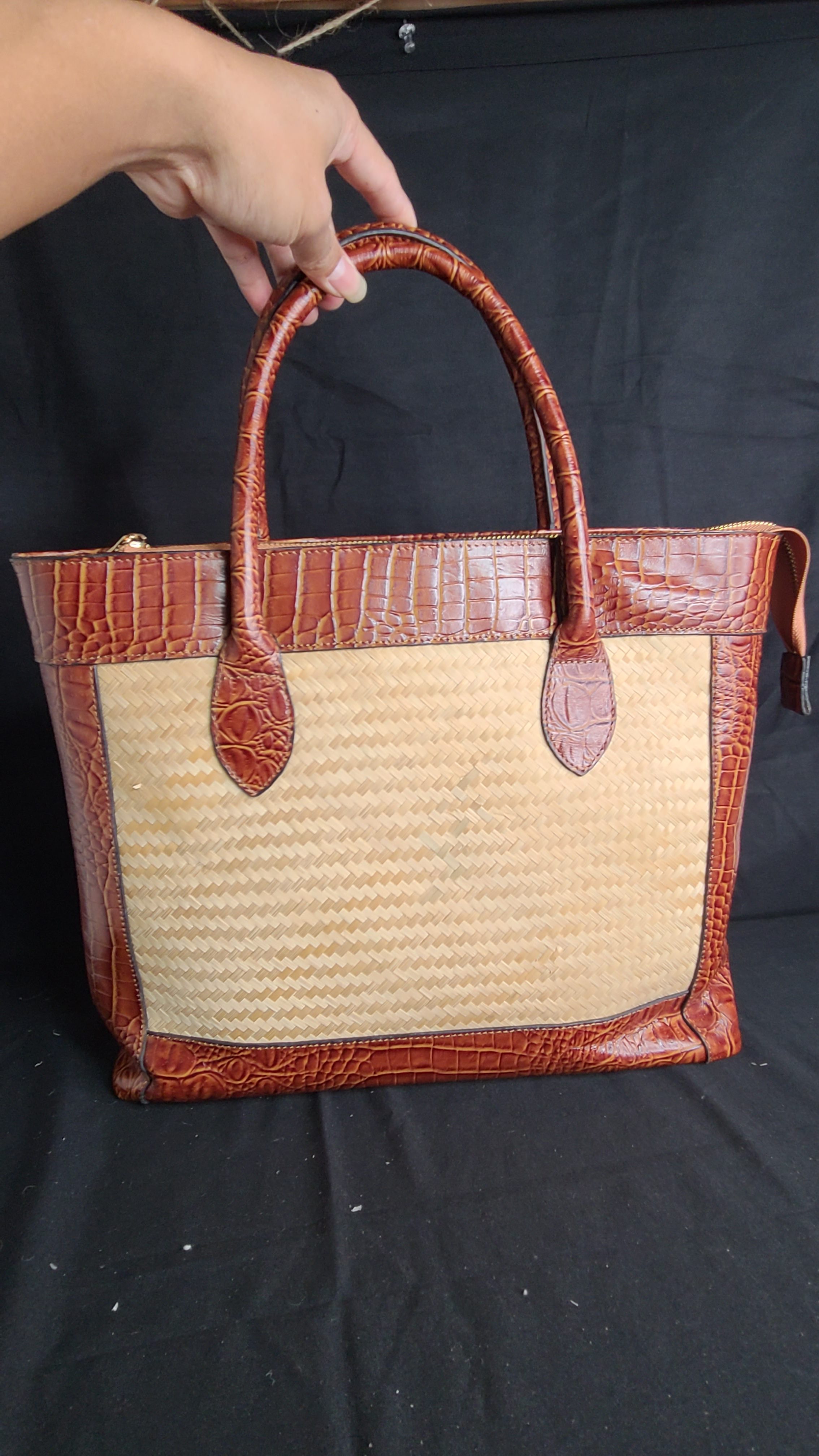 Elegan Nusantara Tote