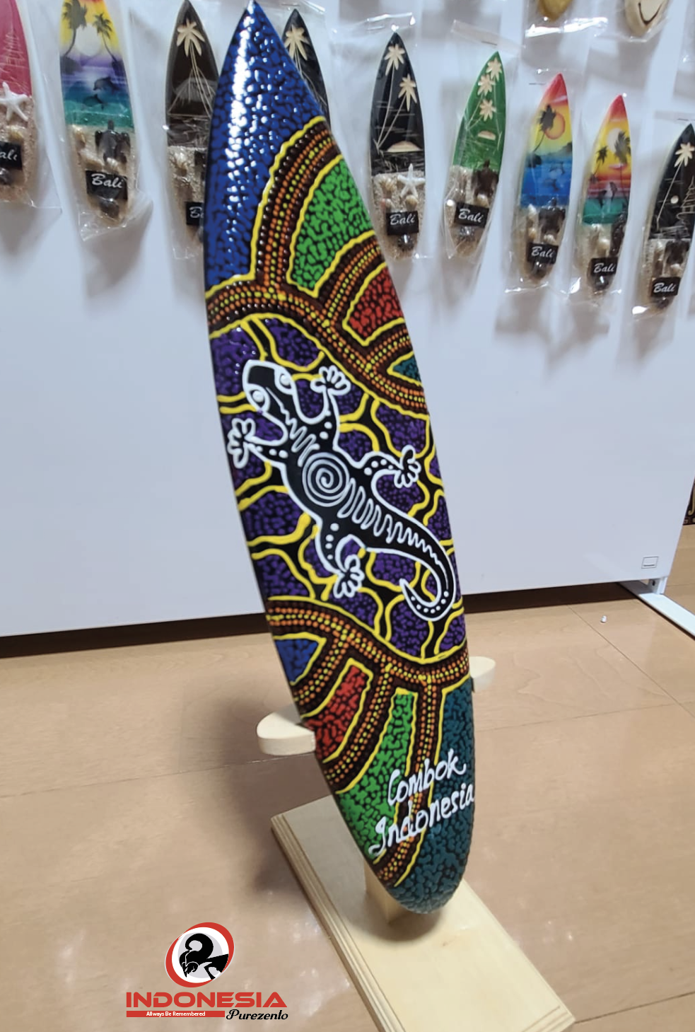 Hiasan Meja Slancar Lombok (40cm)