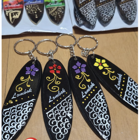 Gantungan Kunci Slancar Lombok